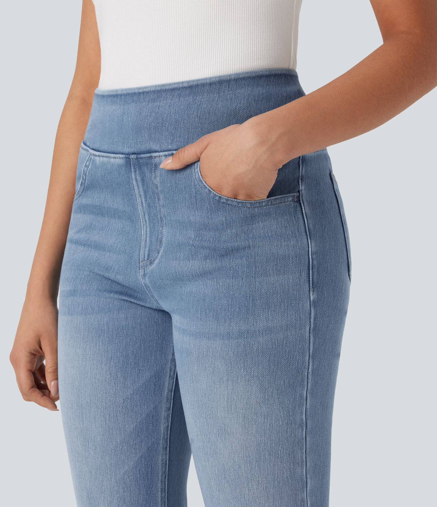 Halara Flex™ Jean évasé casual délavé taille haute gainant avec poches