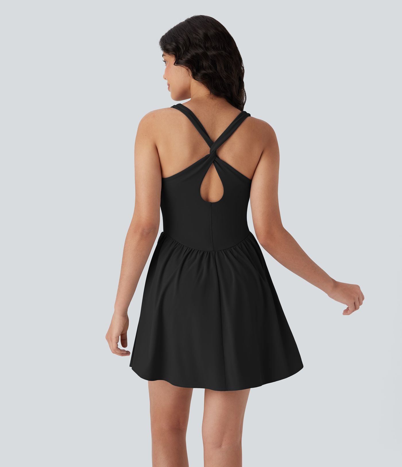 Robe active fluide Breezeful™ mini 2-en-1 à séchage rapide avec dos nu, style corset et poche - Longueur allongée