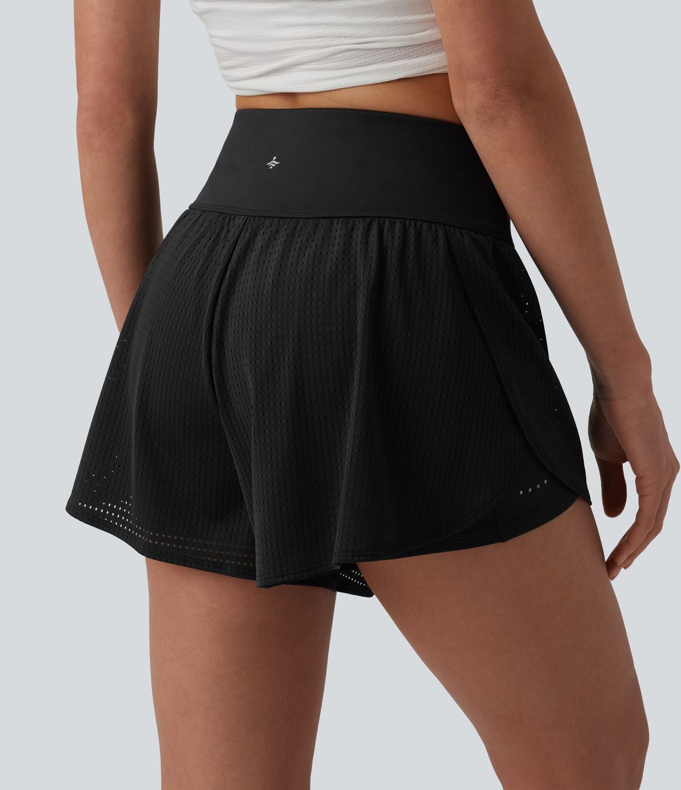 Short yoga 2-en-1 gainant taille haute à pois réfléchissants, ourlet arrondi croisé et œillets avec poches