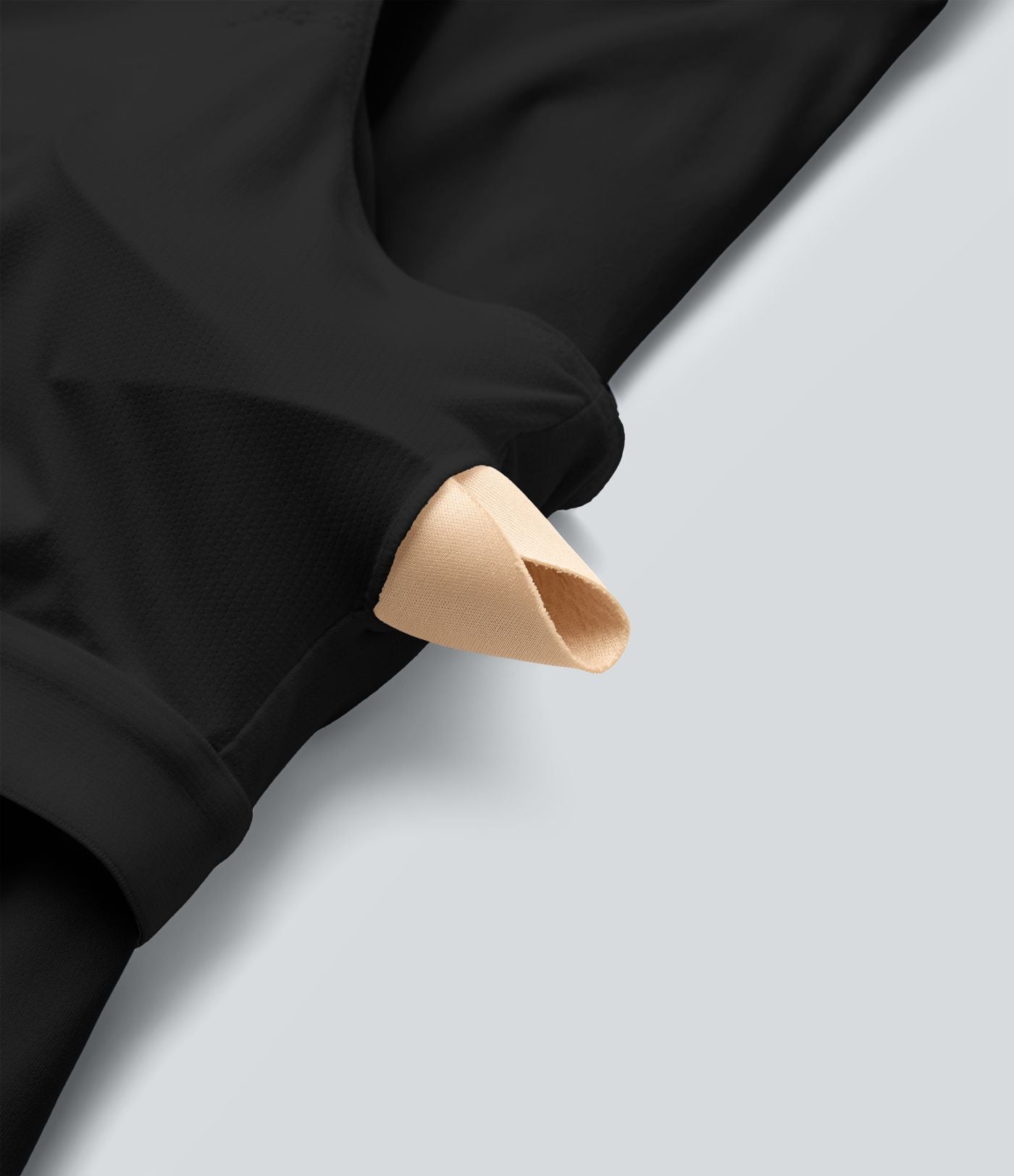 Robe courte décontractée SoftlyZero™ Airy à une épaule manches courtes avec brassière intégrée effet frais InstantCool