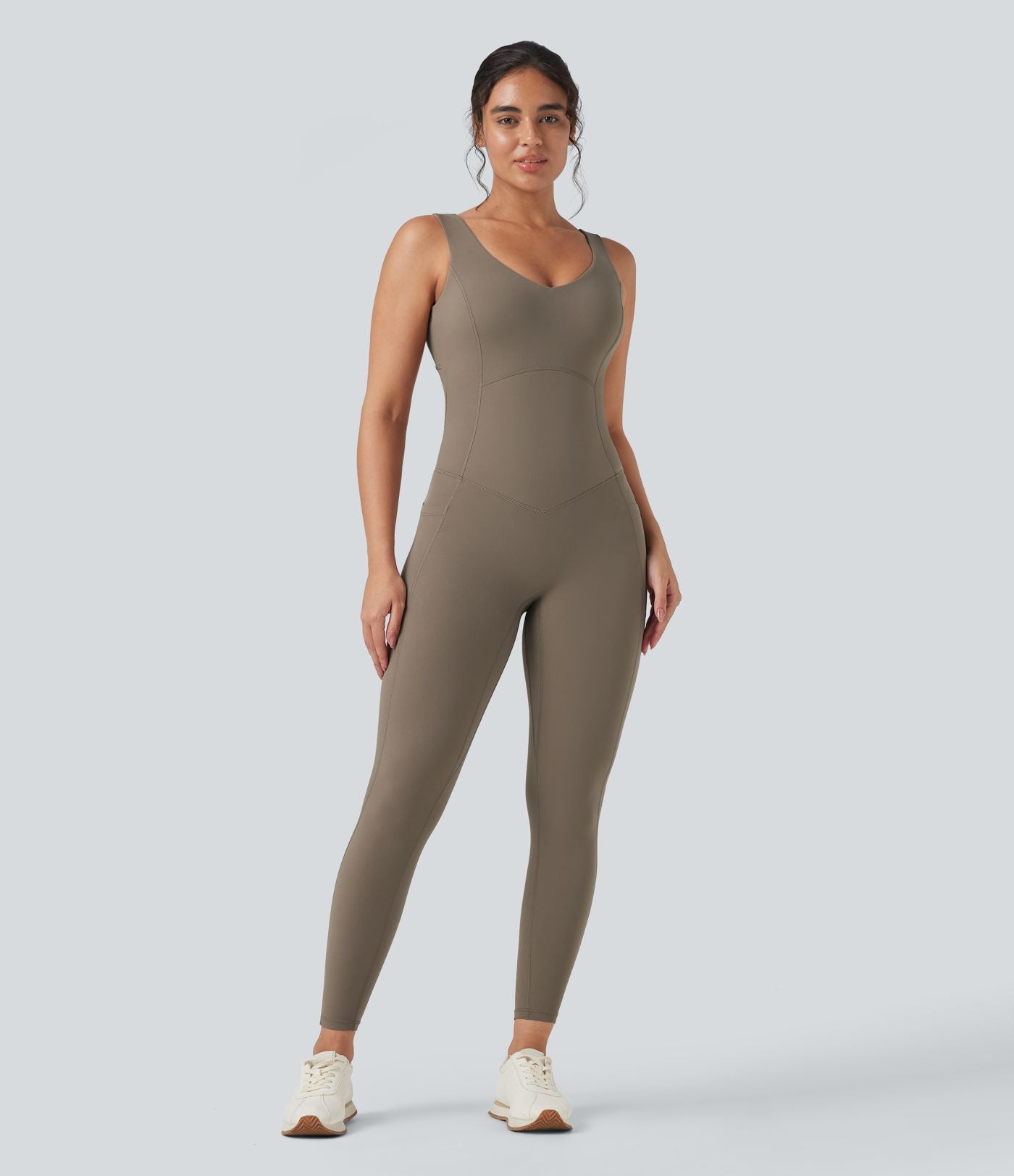 Combinaison de sport Halara UltraSculpt™ col V gainante push-up à poches