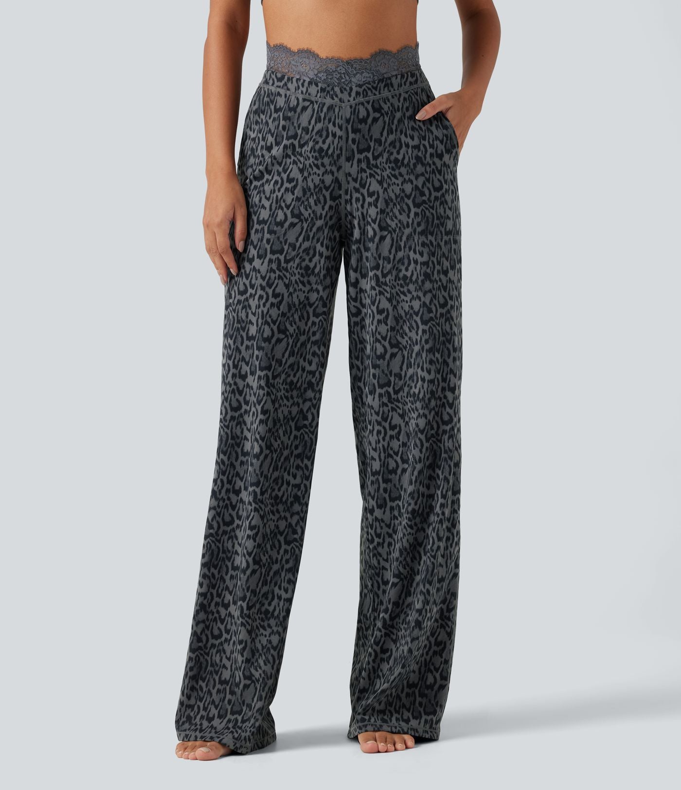 Pantalon de yoga droit taille haute Halara UltraSculpt™ léopard avec dentelle contrastée et poches
