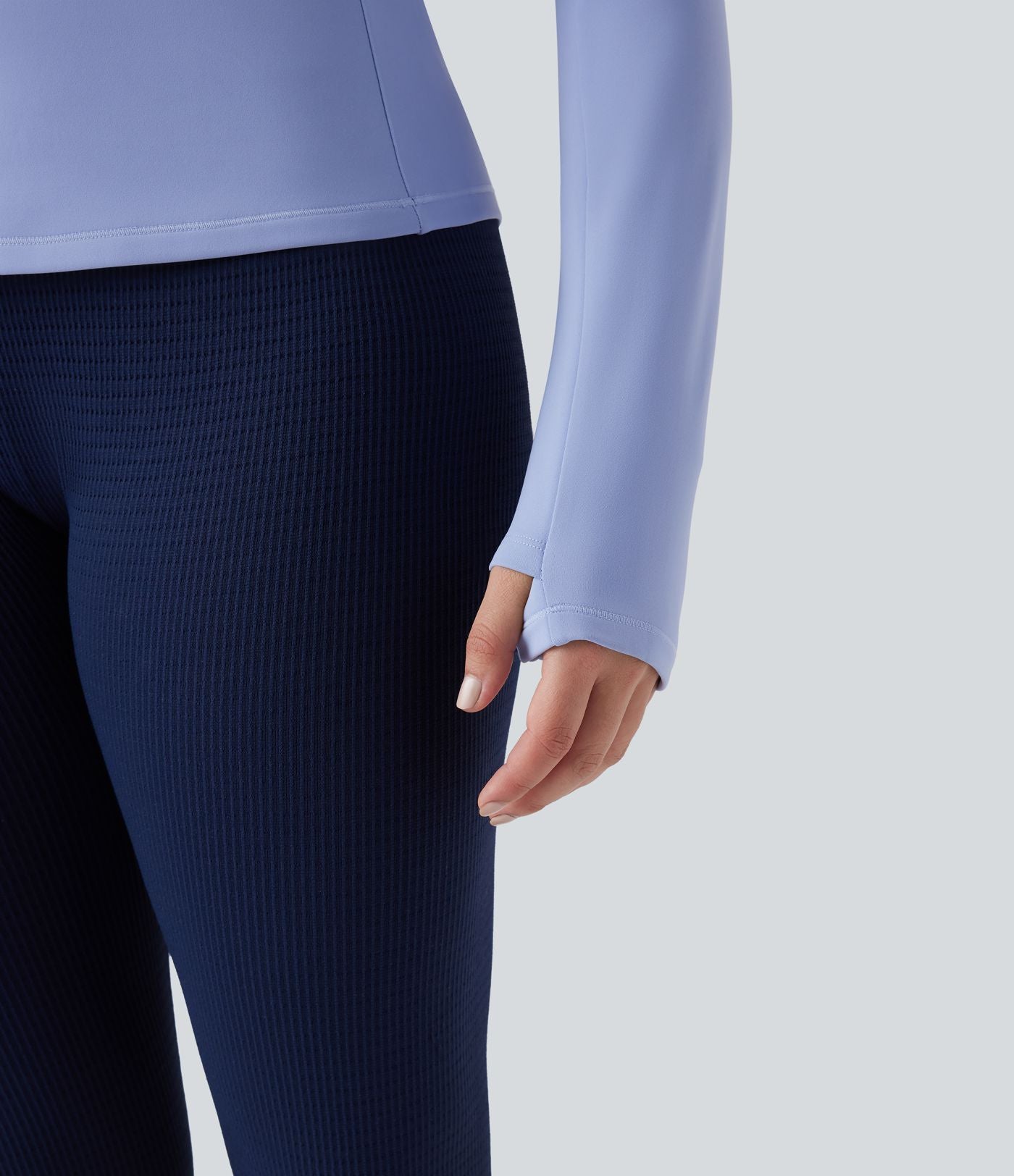 Haut de sport yoga thermique col rond à manches longues avec passants pouces