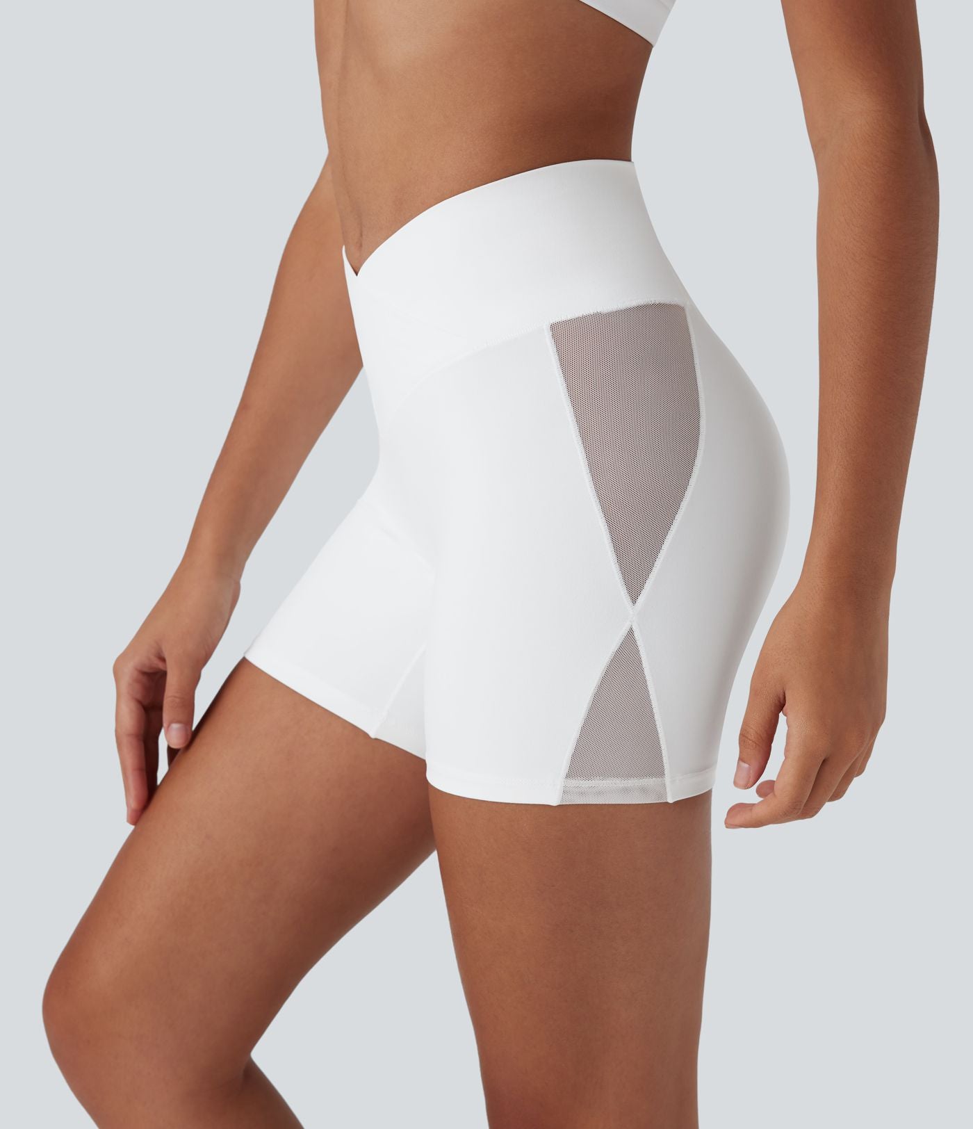 Short cycliste de yoga Softlyzero™ taille haute avec design croisé, filet contrasté, poche arrière et protection UPF50+ - 12,5 cm