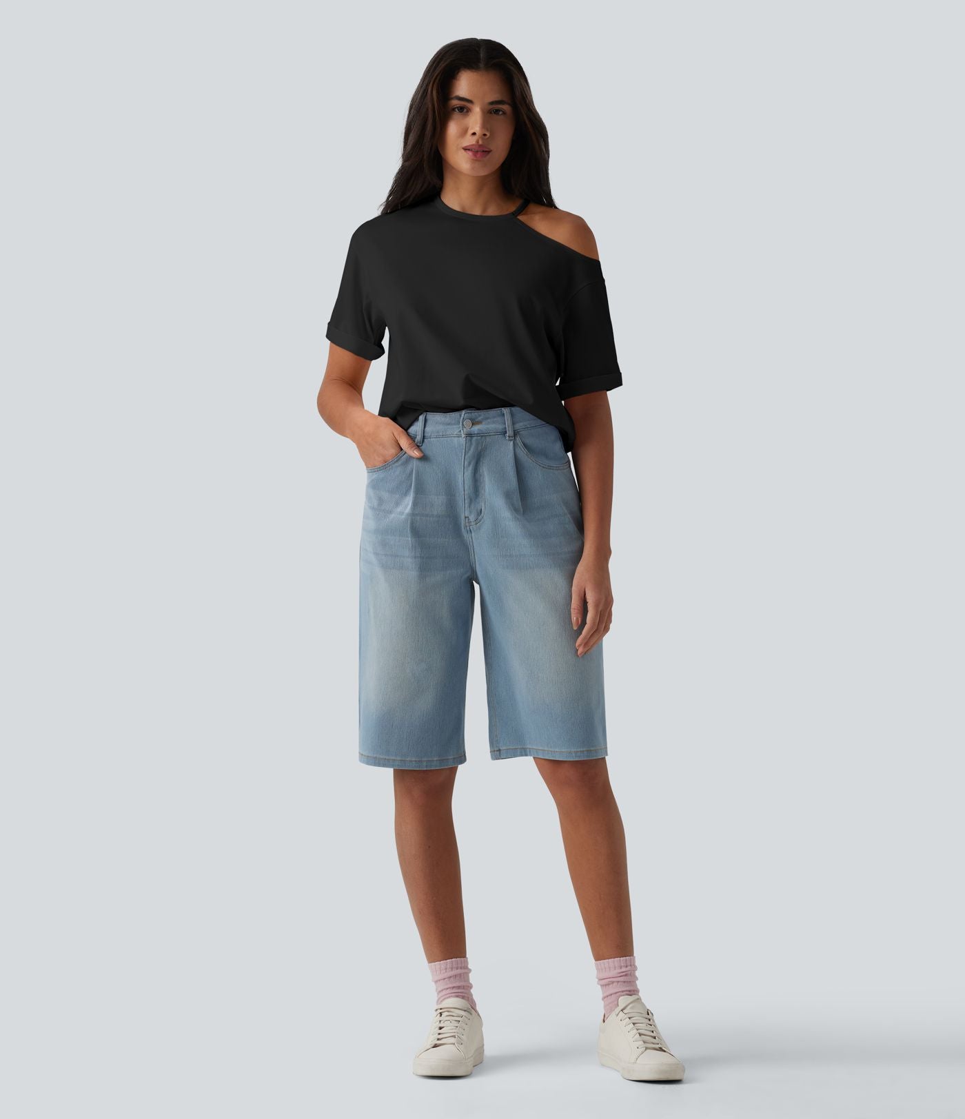 T-shirt décontracté en coton, encolure ronde, découpes et manches mi-longues