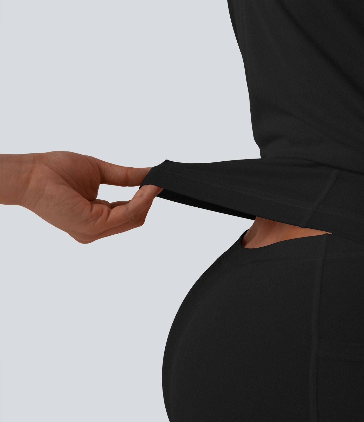 SoftlyZero™ Plush Robe de sport mini 2-en-1 froncée à épaules dénudées avec brassière intégrée et poches — Easy Peasy