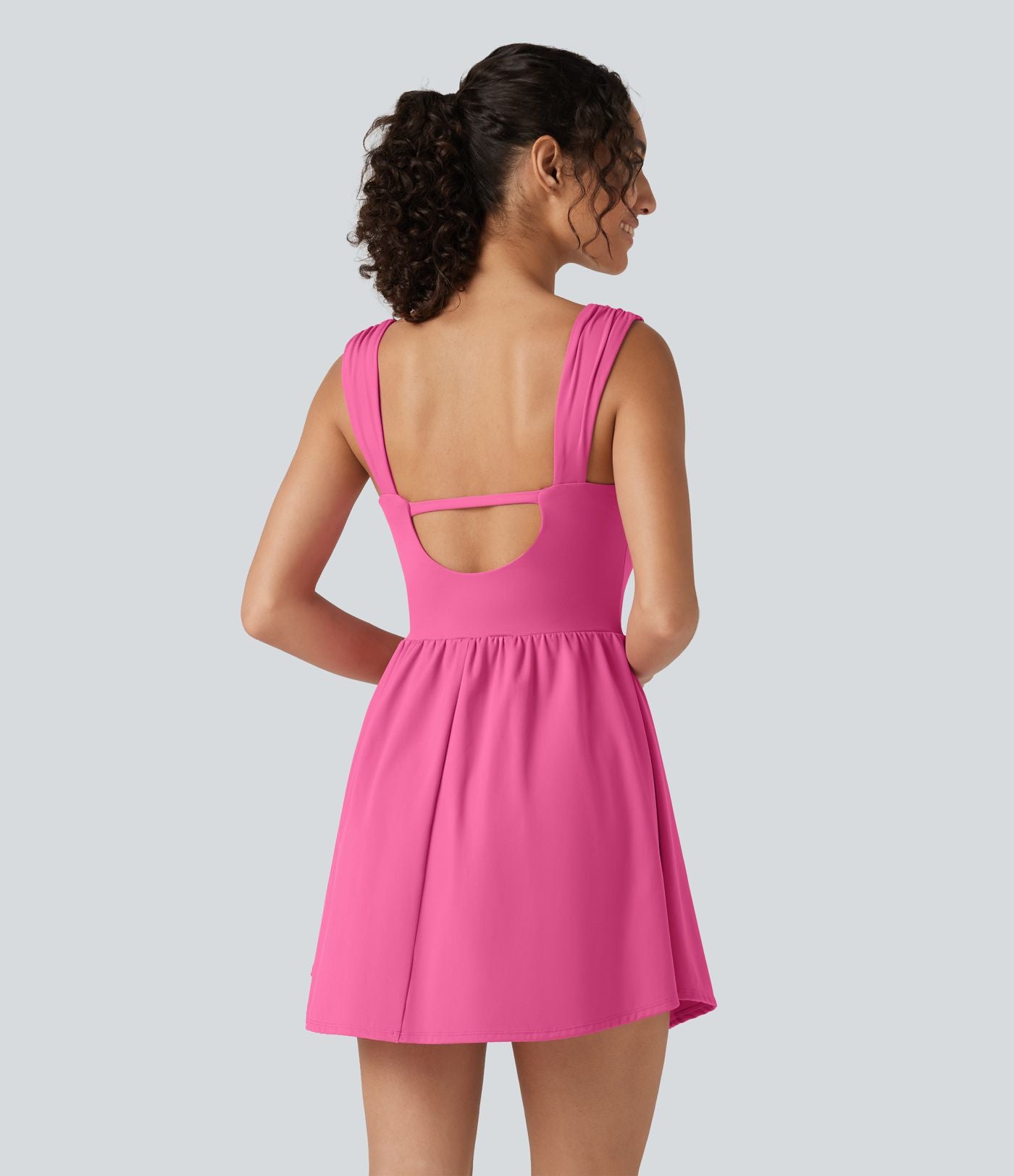 Robe-short mini SoftlyZero™ Plush à encolure cœur avec coussinets amovibles, poches et bonnets B à E, accès facile Easy Peasy