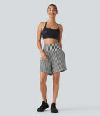 Short ample de yoga 2 en 1 taille haute à rayures, 17,5 cm (7 pouces), avec poches