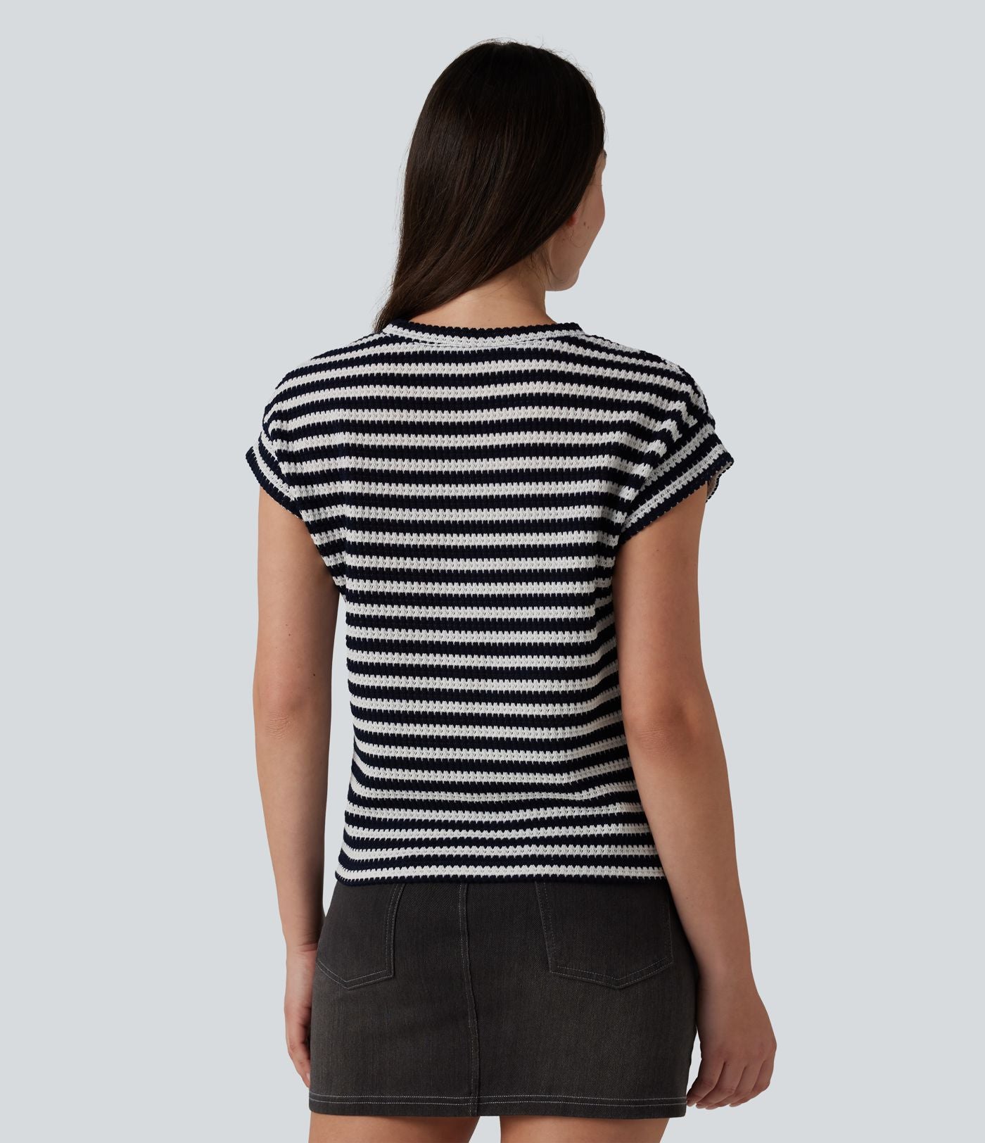 T-shirt casual col rond manches courtes rayé en maille