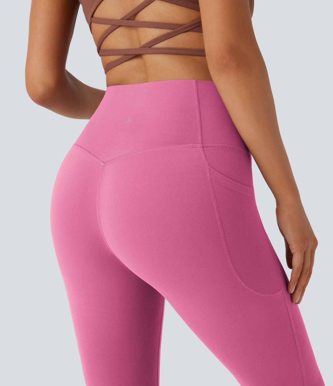 Pantalon de yoga à coupe bootcut gainant taille haute avec poches Halara UltraSculpt™