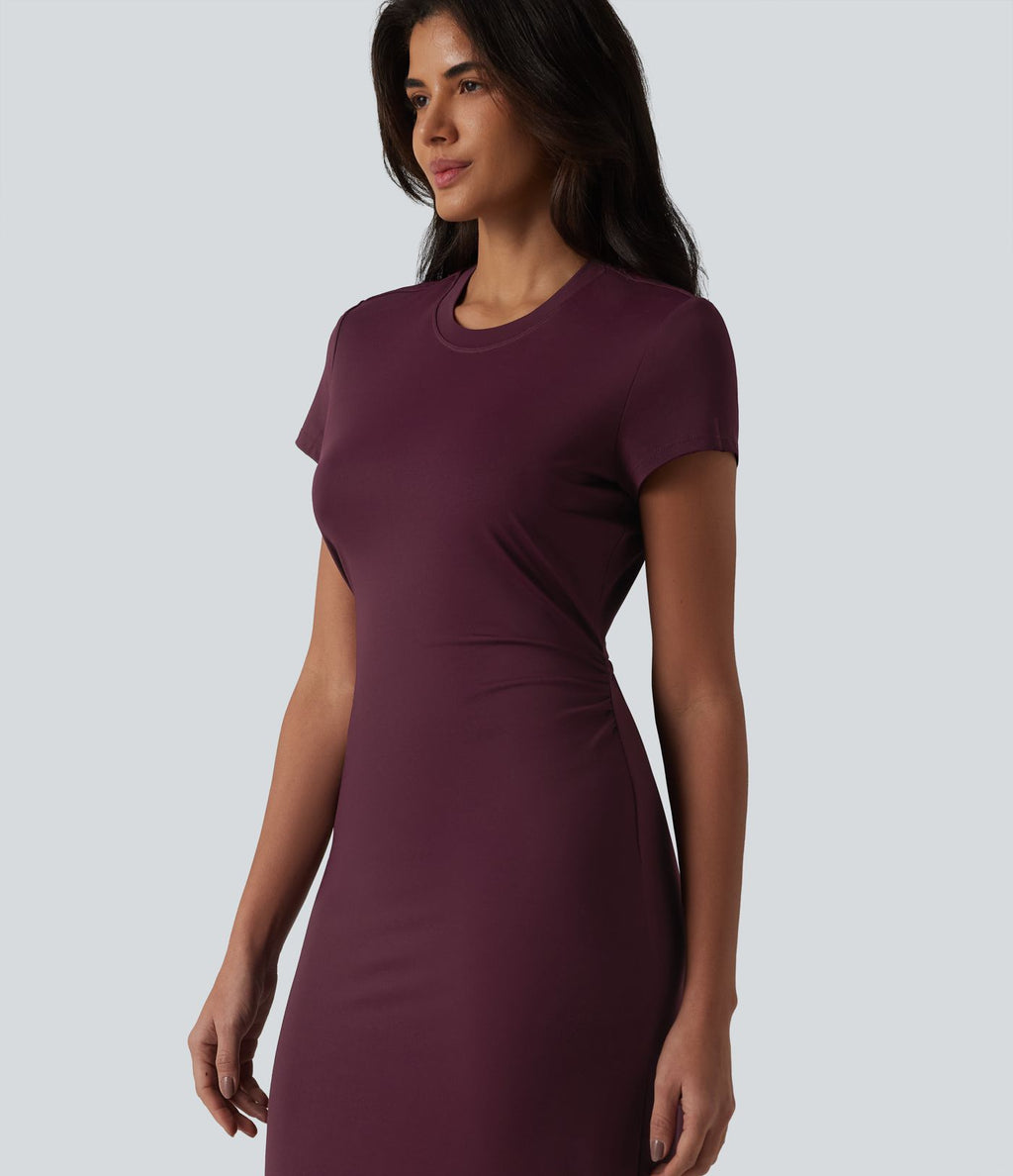 Robe casual mi-longue col rond à manches courtes avec découpe