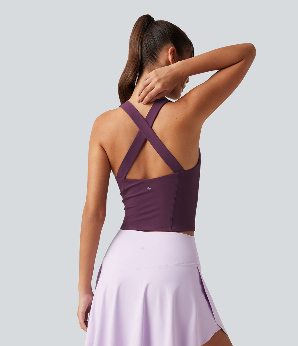 Débardeur de yoga SoftlyZero™ à col V, bretelles croisées, coussinets amovibles et protection solaire UPF 50+