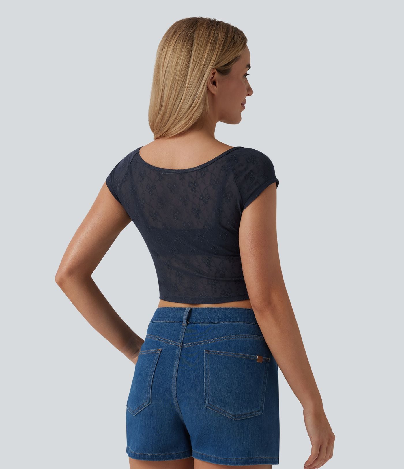 T-shirt casual court col cœur manches courtes en dentelle