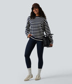 Pull casual à rayures col rond, manches longues et boutons décoratifs