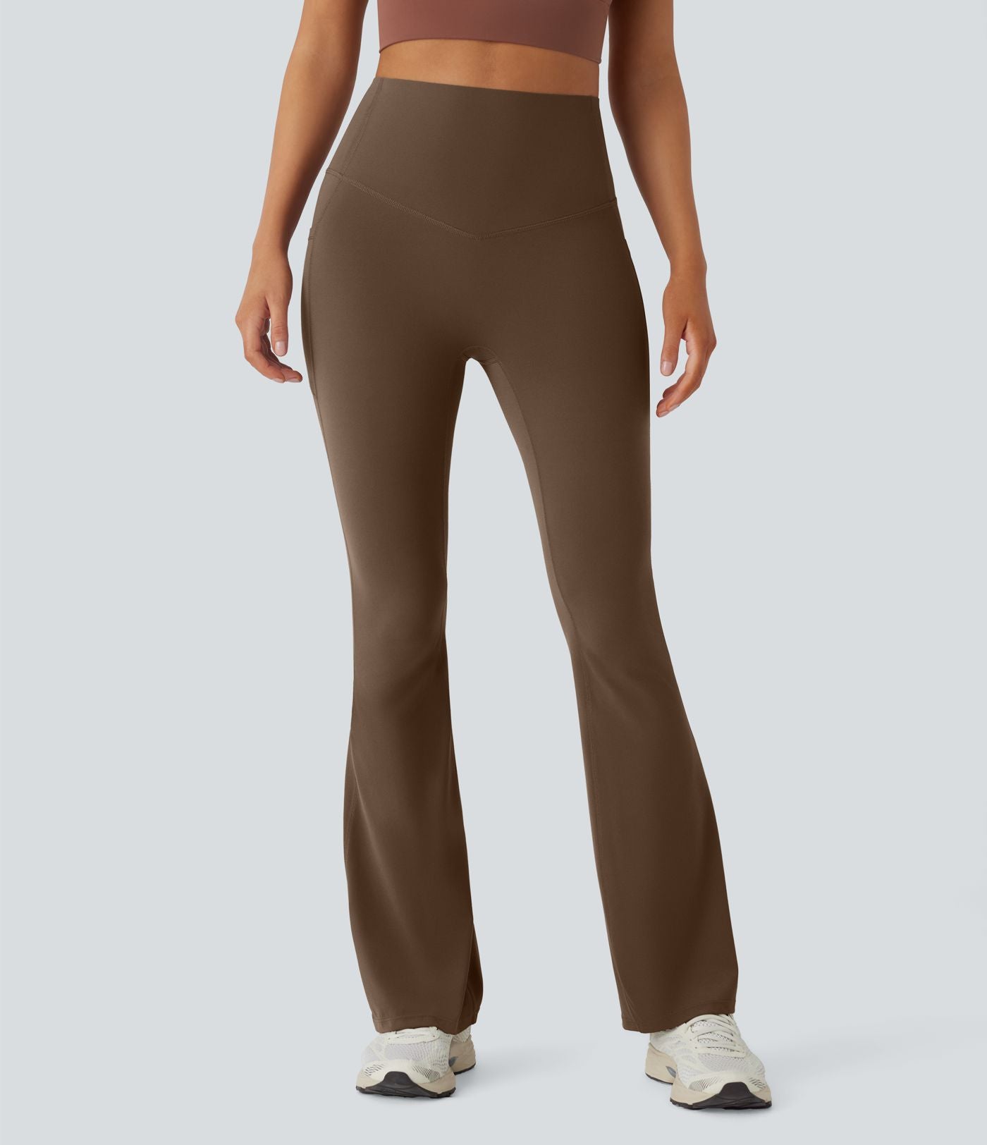 Pantalon de yoga à coupe bootcut gainant taille haute avec poches Halara UltraSculpt™