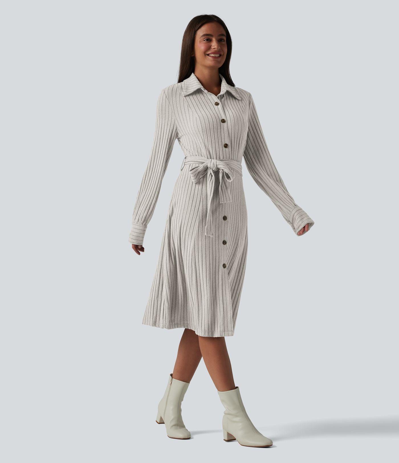 Robe de bureau mi-longue en maille côtelée à manches longues avec ceinture