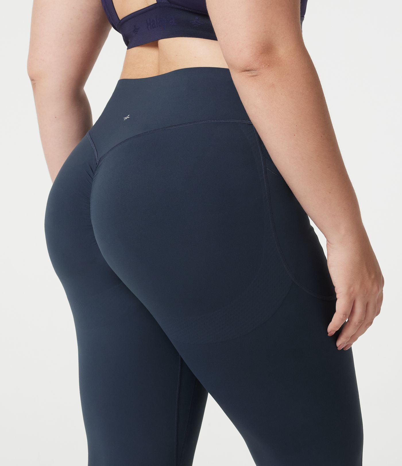 Legging flare évasé gainant grande taille Halara UltraSculpt™ taille haute, effet push-up fessier avec poches
