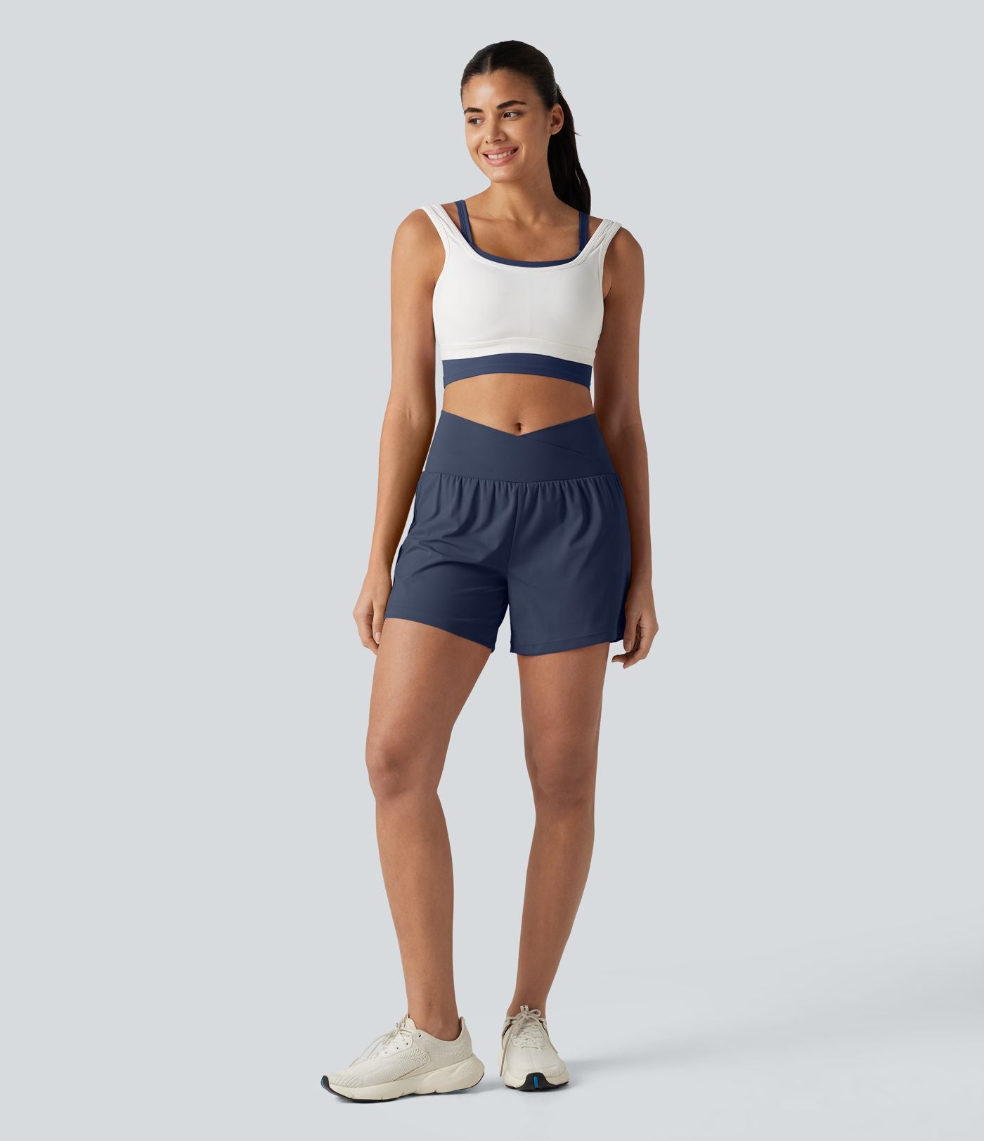 Short de yoga SoftlyZero™ Airy croisé taille haute 2-en-1 effet frais InstantCool 12,5 cm avec poches