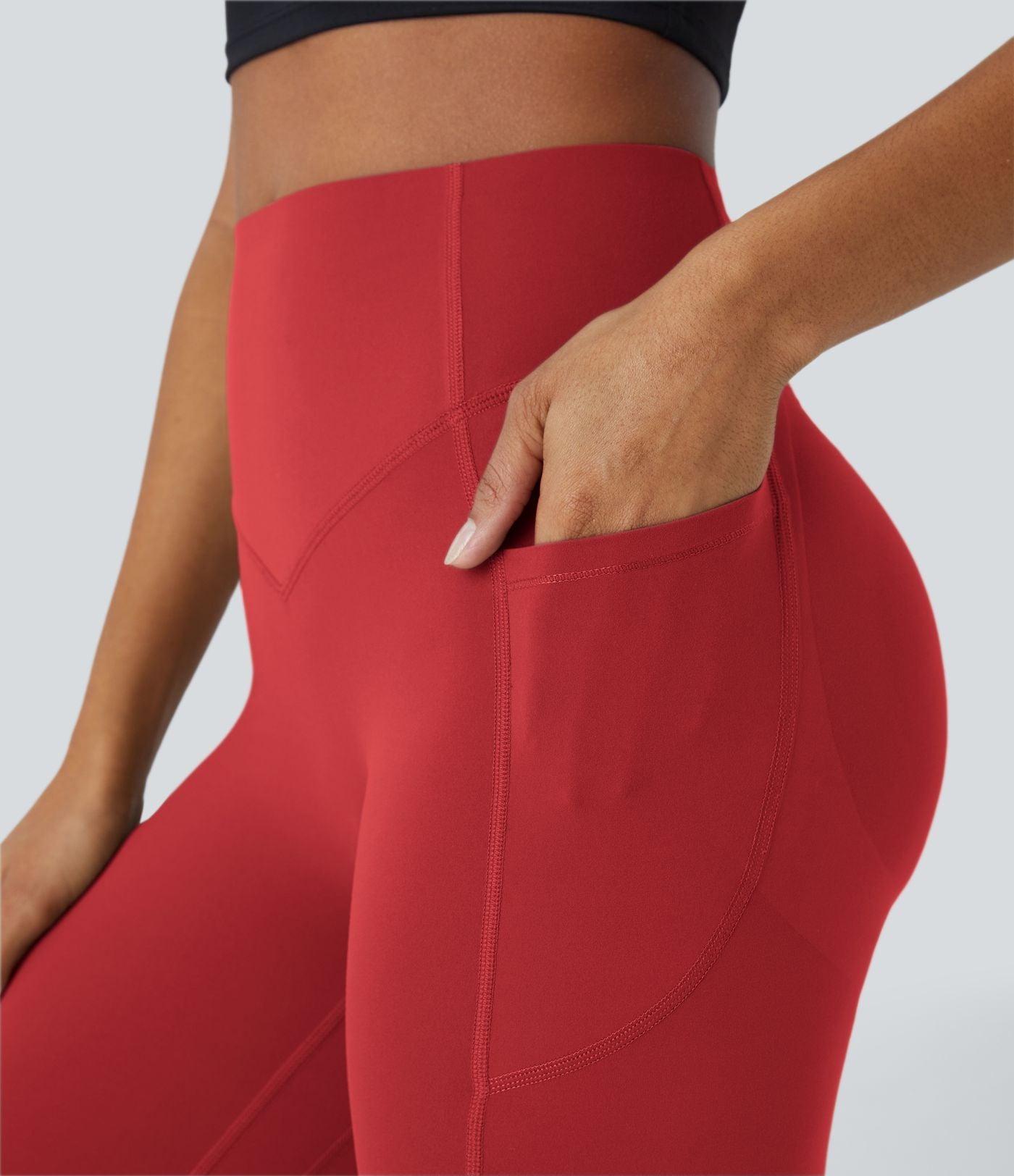 Legging d'entraînement gainant galbant taille haute avec effet scrunch et poches Halara UltraSculpt™