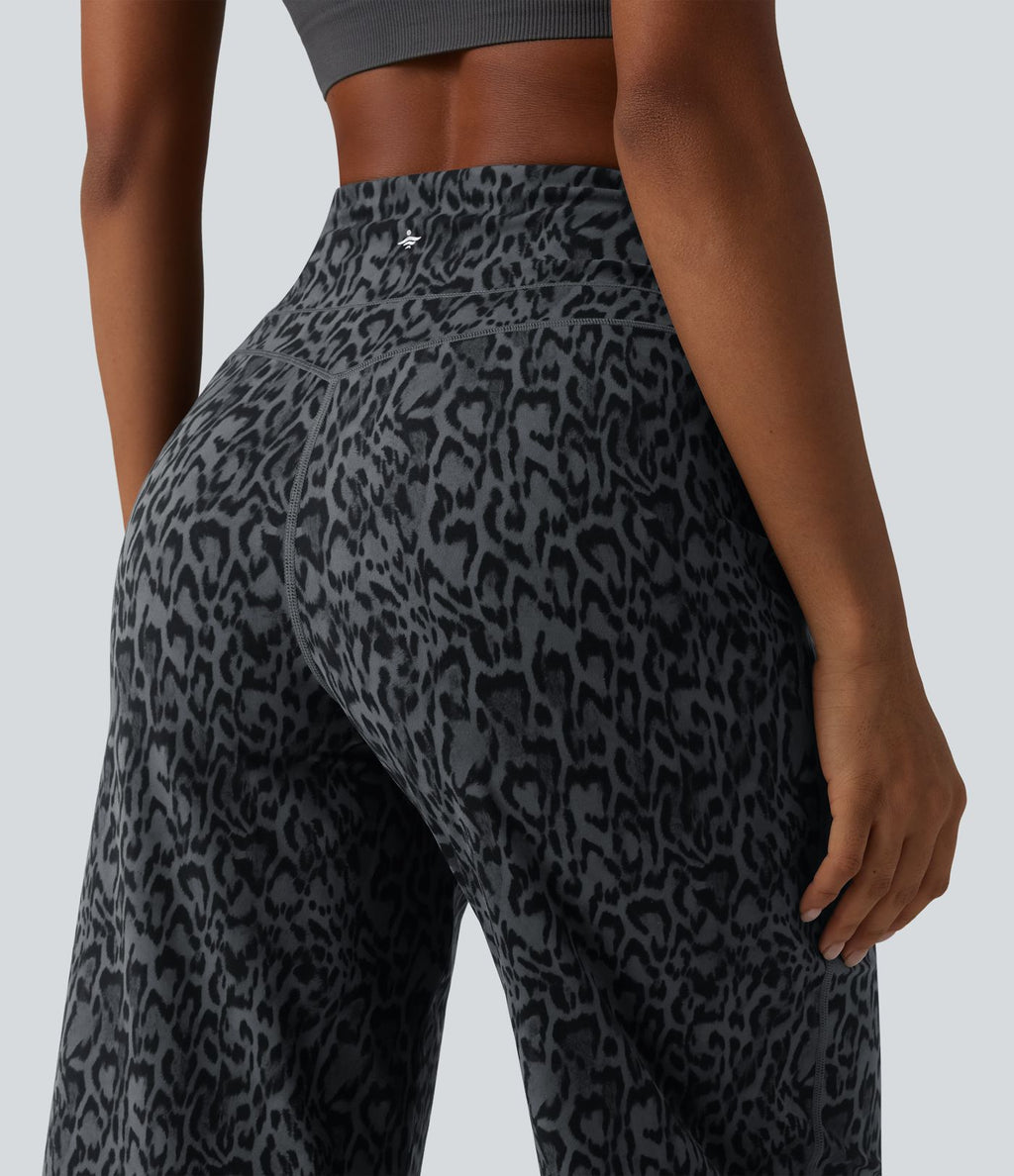 Halara UltraSculpt™ Pantalon de yoga court imprimé léopard ventre plat coupe droite taille haute avec poches