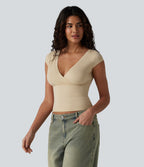 T-shirt décontracté ultra-ajusté col V manches courtes extensible et doux pour la peau