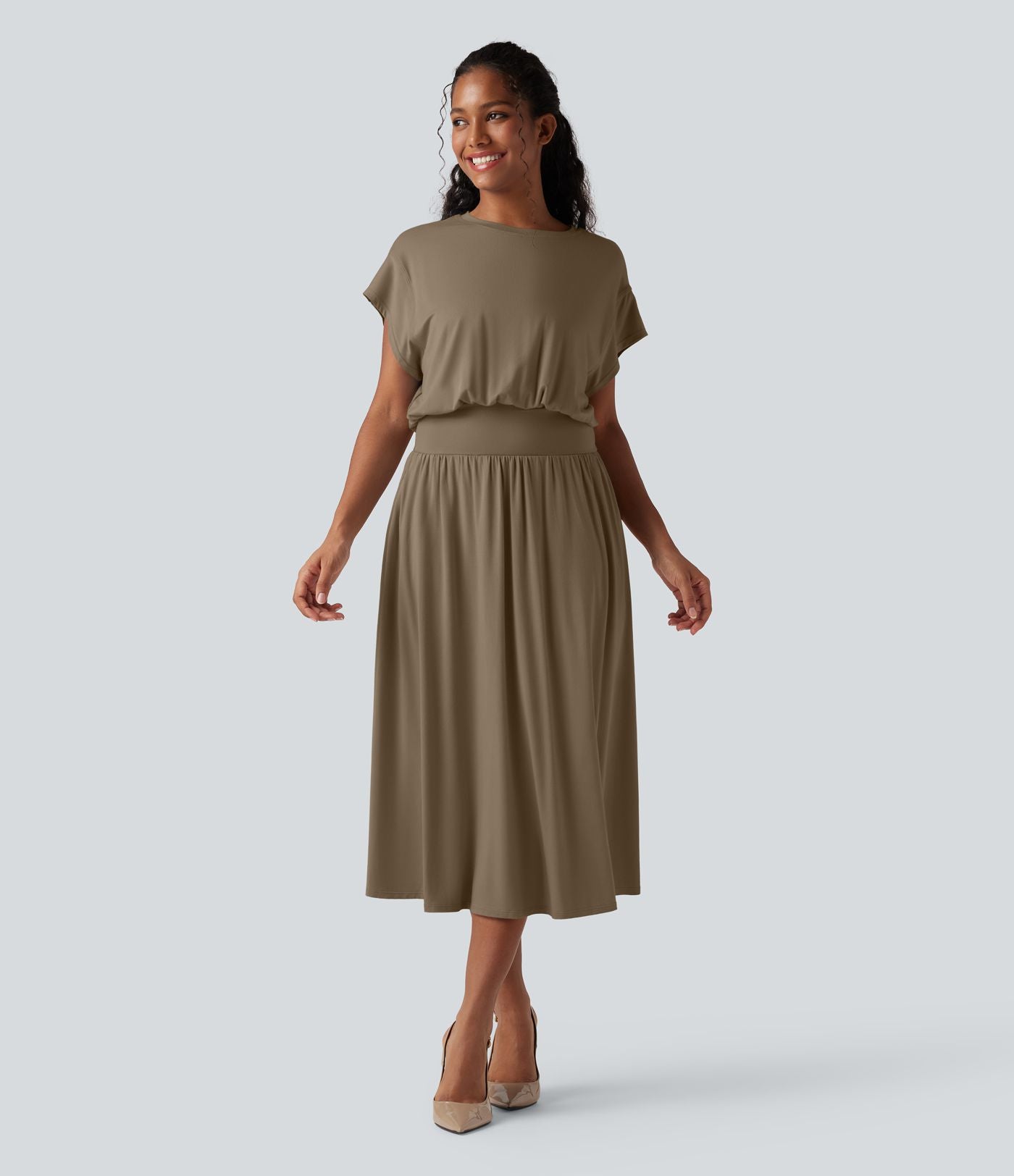 Robe de travail mi-longue fluide gainante à manches chauve-souris avec poches