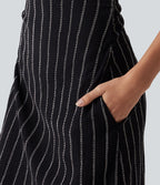Robe casual mini rayée sans manches à col bateau avec poches