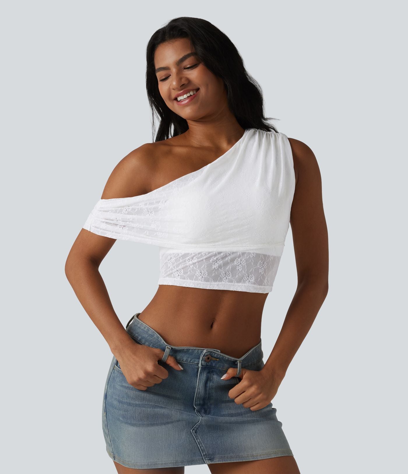 Haut de sport décontracté en dentelle froncée, à une épaule et soutien-gorge intégré