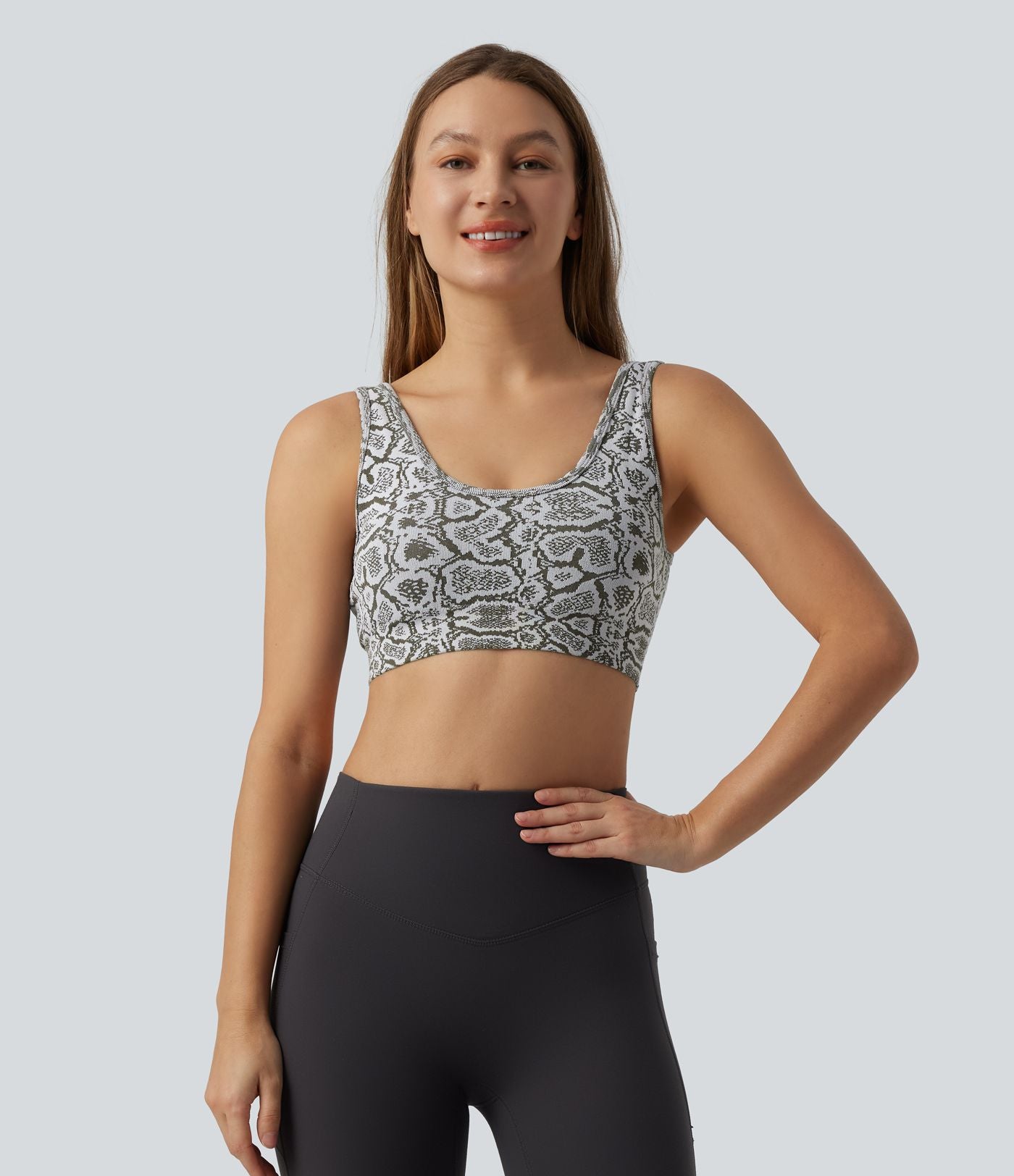 Brassière de sport yoga OneForm sans couture Flow maintien léger col U imprimé python avec soutien-gorge intégré