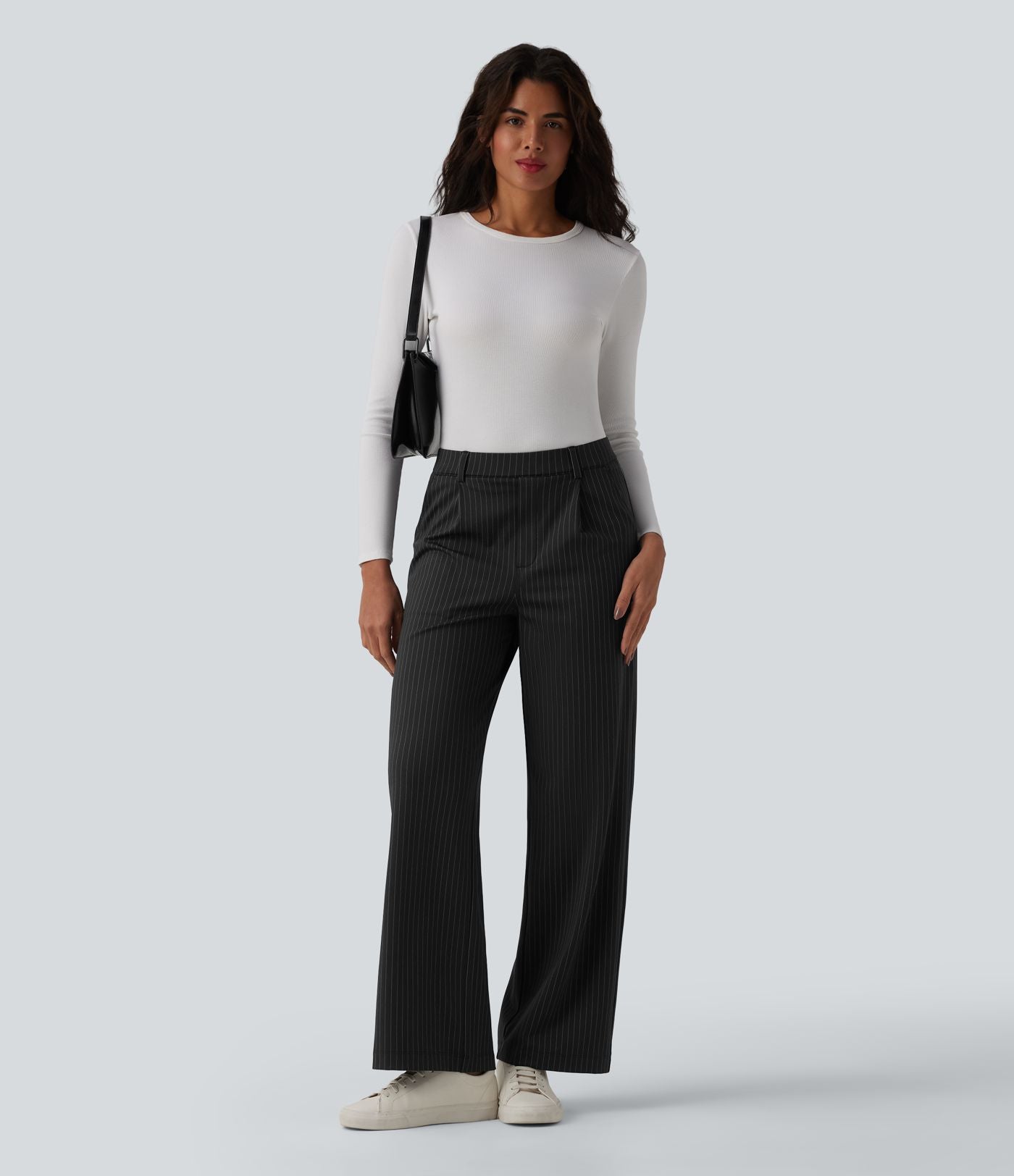 Pantalon tailleur droit taille haute à rayures avec poches