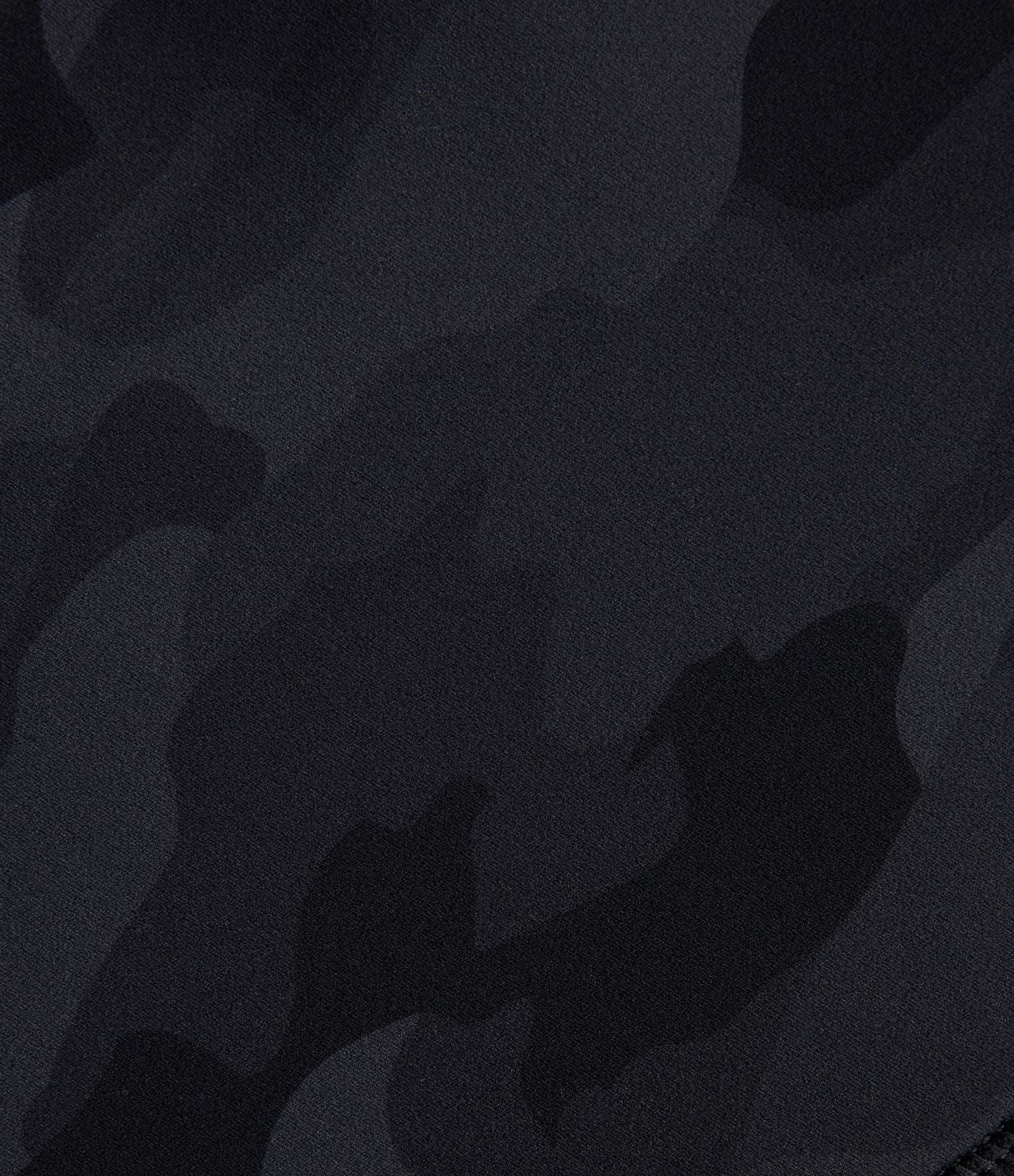 Short cycliste d'entraînement gainant taille haute UltraSculpt™ à imprimé camouflage 17,5 cm avec poches