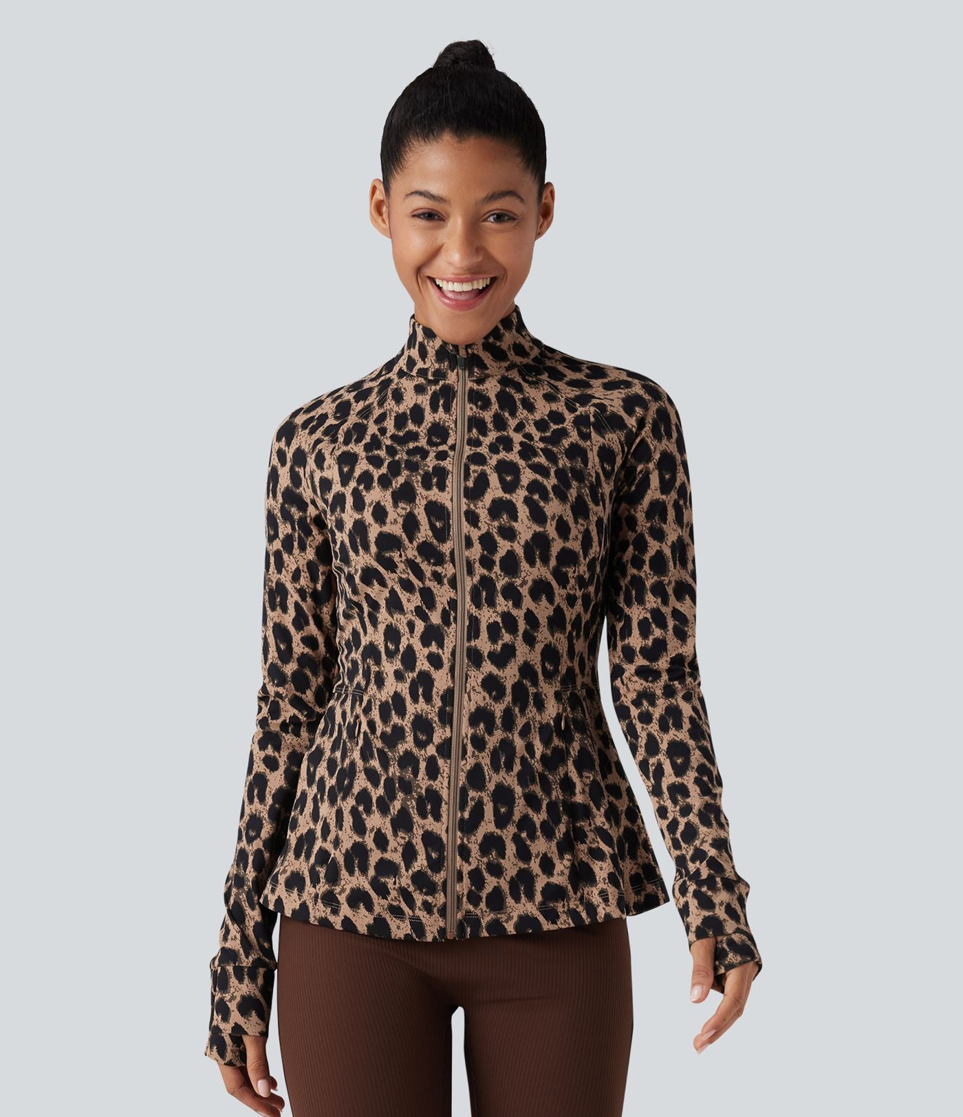 Veste décontractée Halara UltraSculpt™ imprimé léopard col montant manches longues avec trous pour pouces et poches