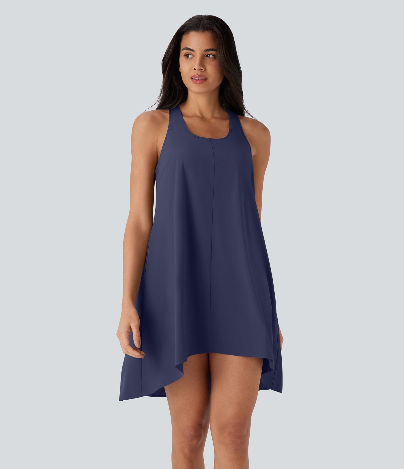Robe décontractée mini fluide Breezeful™ à dos nageur, poches latérales, ourlet asymétrique et séchage rapide