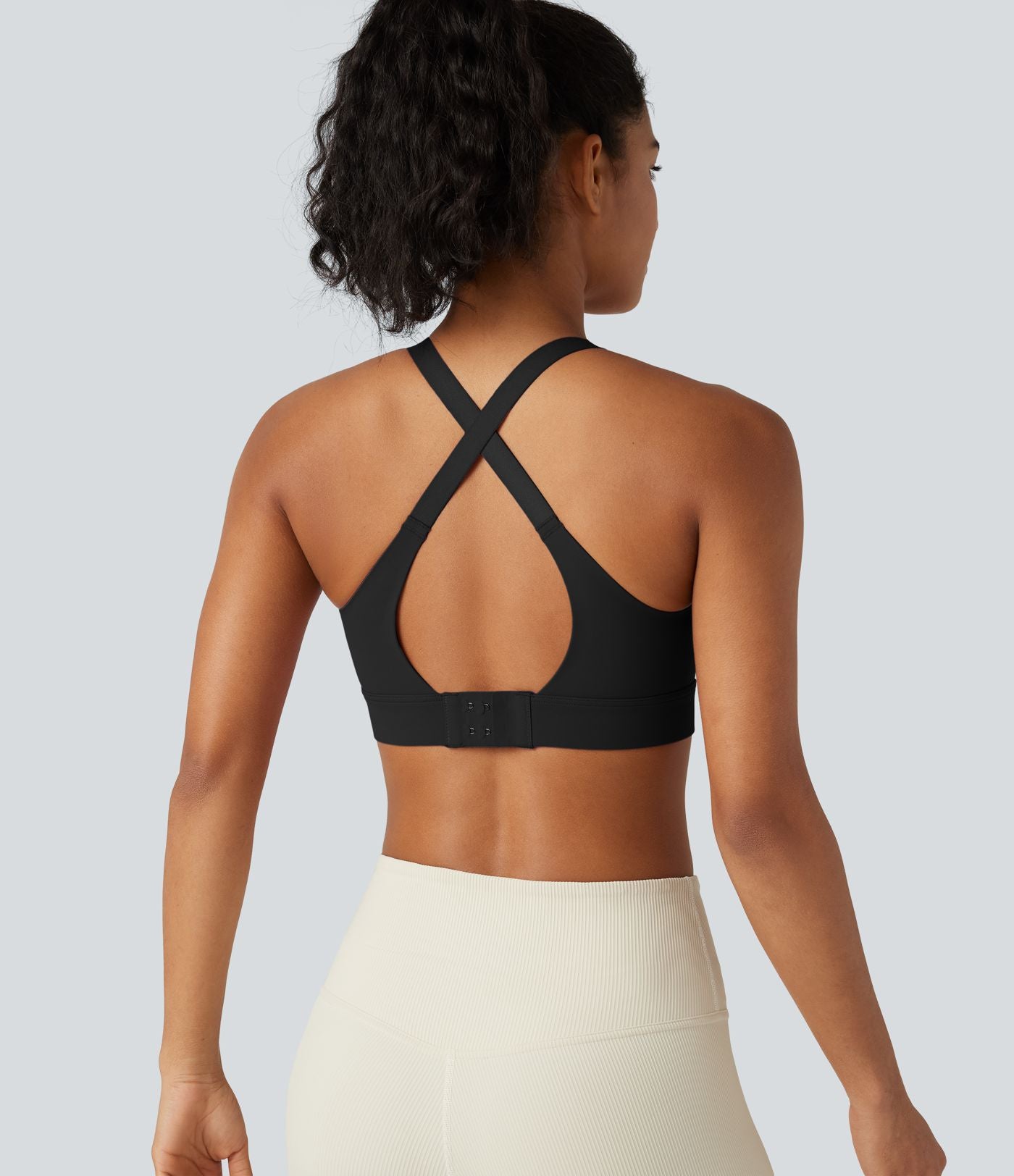 Brassière de sport d'entraînement maintien moyen avec bonnet spacer moulé