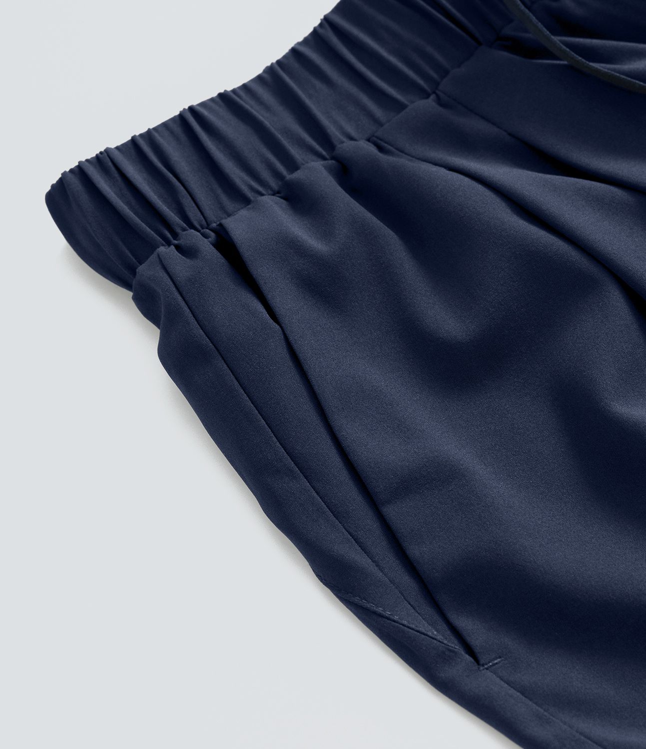 Short 7,5cm Casual à Taille Moyenne avec Ceinture Élastique Cordon de Serrage et Poches Latérales Ruchées