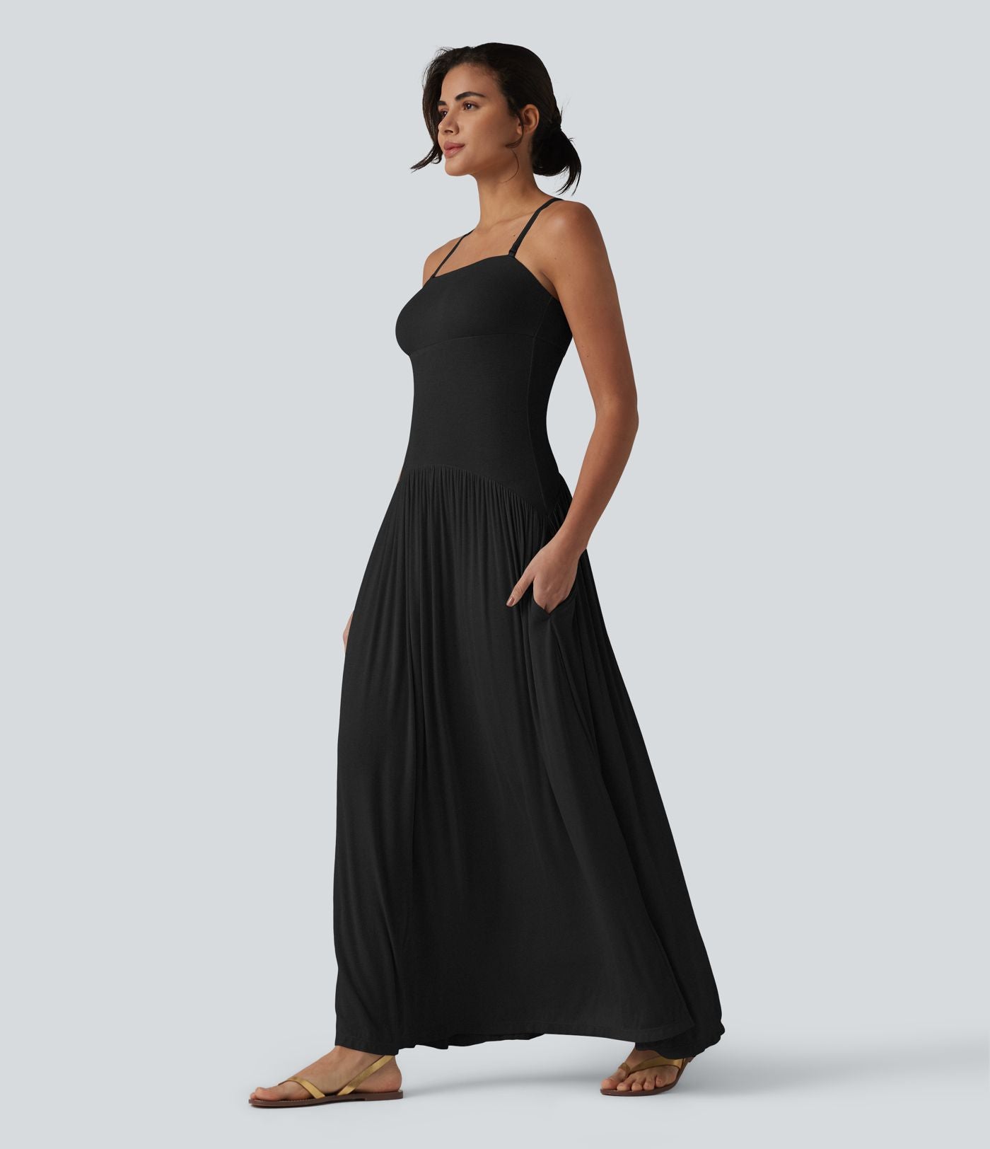 Robe longue fluide côtelée à bretelles fines avec poches