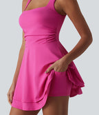 Robe-short de yoga SoftlyZero™ Airy effet frais InstantCool mini effet superposé à encolure carrée avec poches et accès facile Easy Peasy