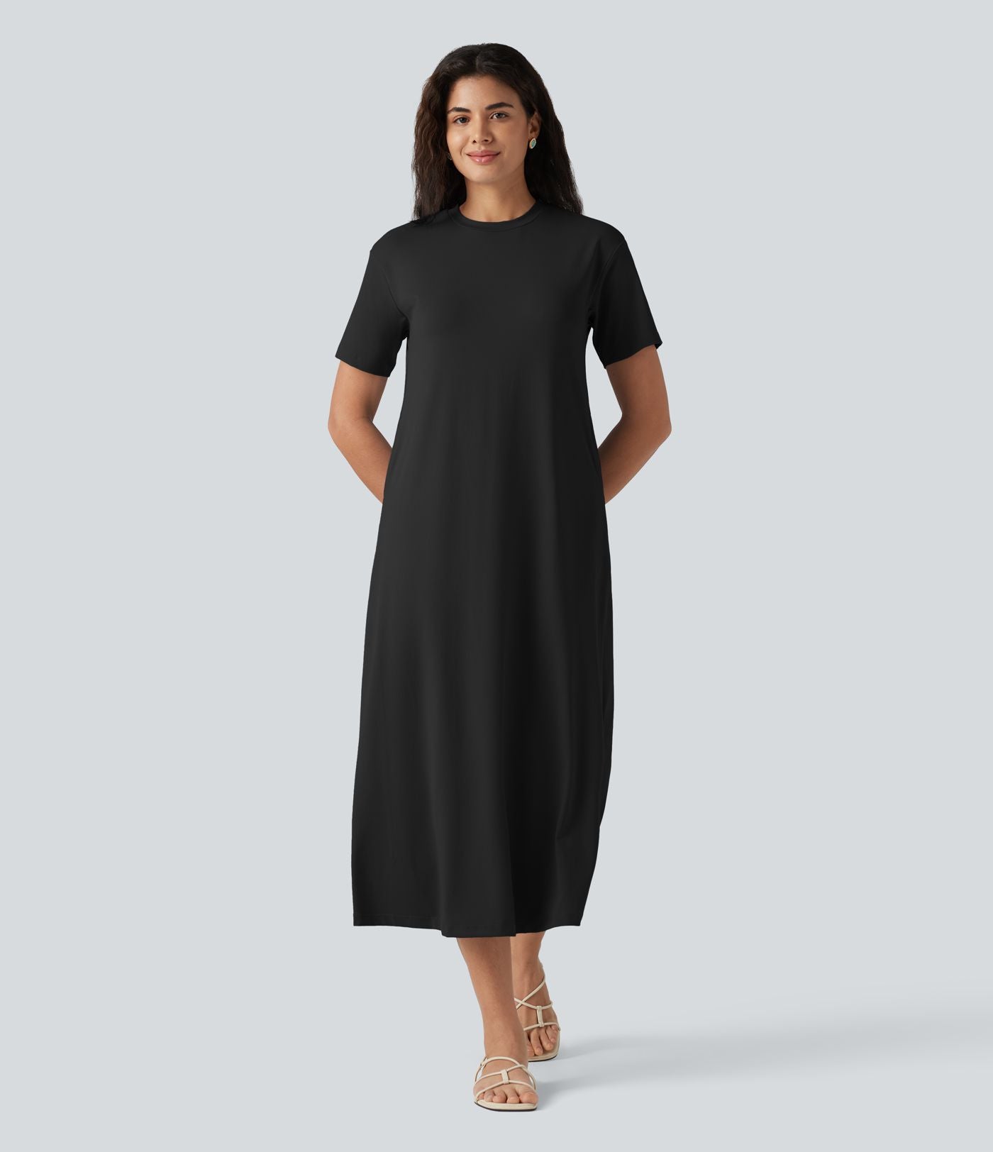 Robe midi décontractée à col rond, manches courtes et poches