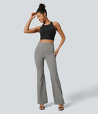 Pantalon tailleur légèrement évasé taille haute avec poches arrière Halara Flex™