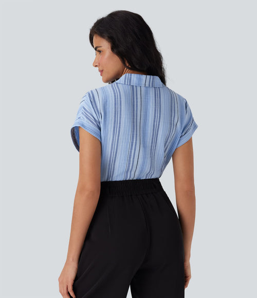 Chemise à col, manches courtes, rayures, boutonnage et aspect lin pour le travail