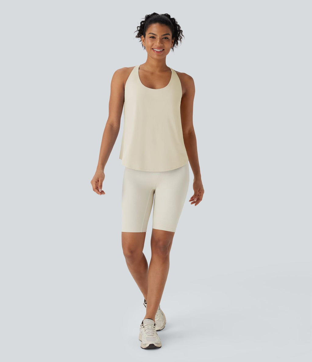 Débardeur yoga dos nu col U avec bretelles croisées, ourlet arrondi et effet frais InstantCool, protection solaire UPF50+