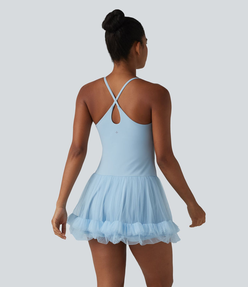 Robe mini de sport 2 en 1 avec brassière intégrée en maille contrastée avec poches - Édition Easy Peasy