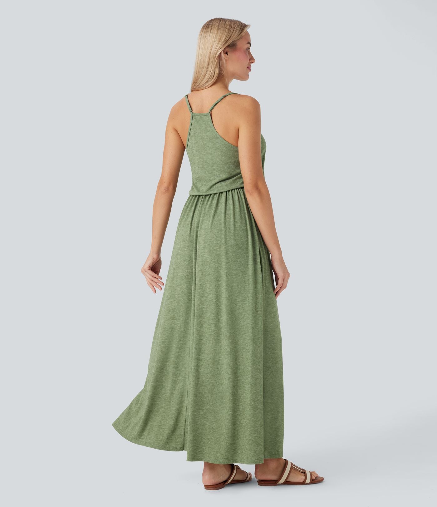 Robe longue fluide type nuisette à bretelles ajustables avec poches
