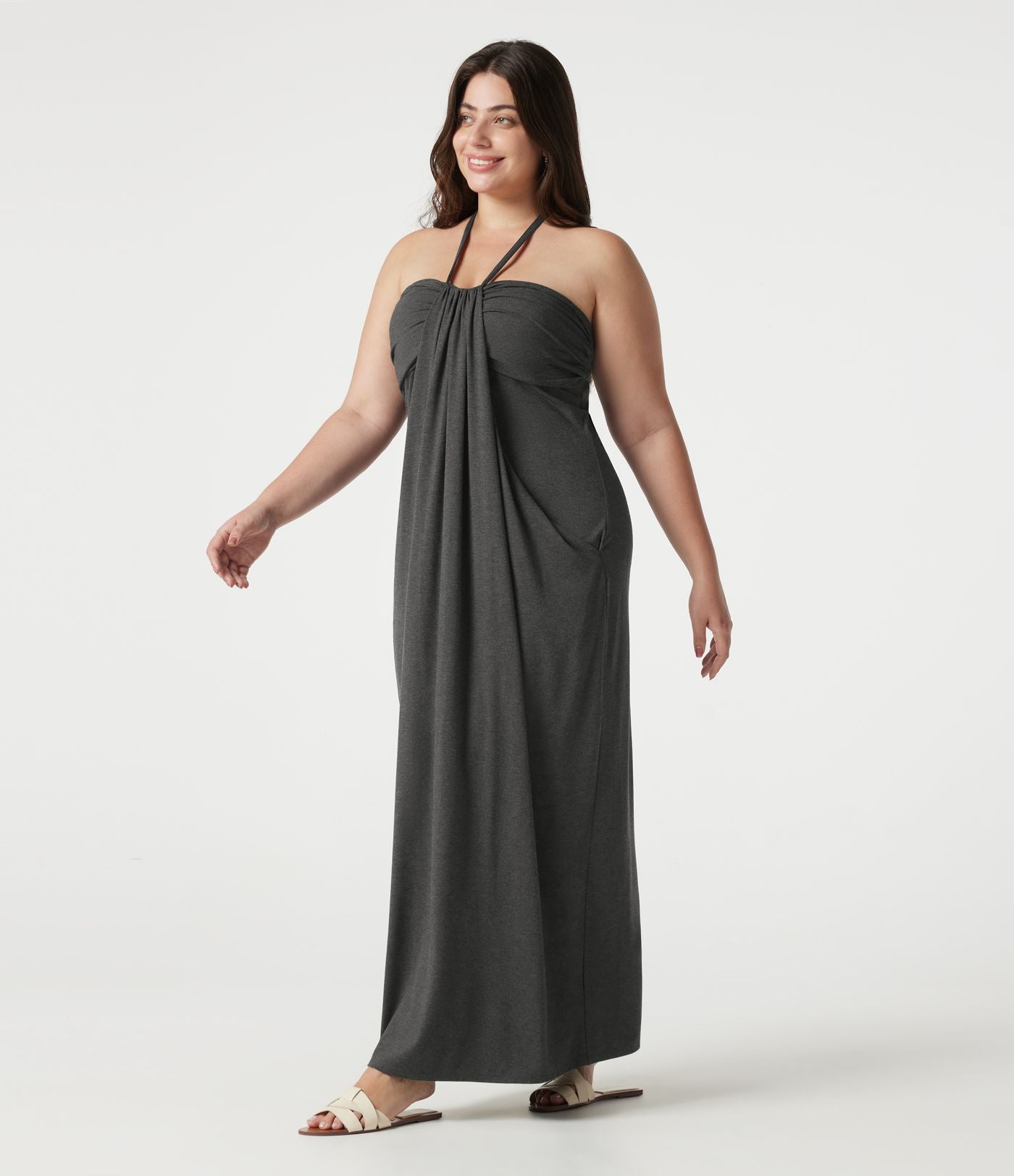 Robe maxi grande taille col halter dos nu avec lien au dos et poches