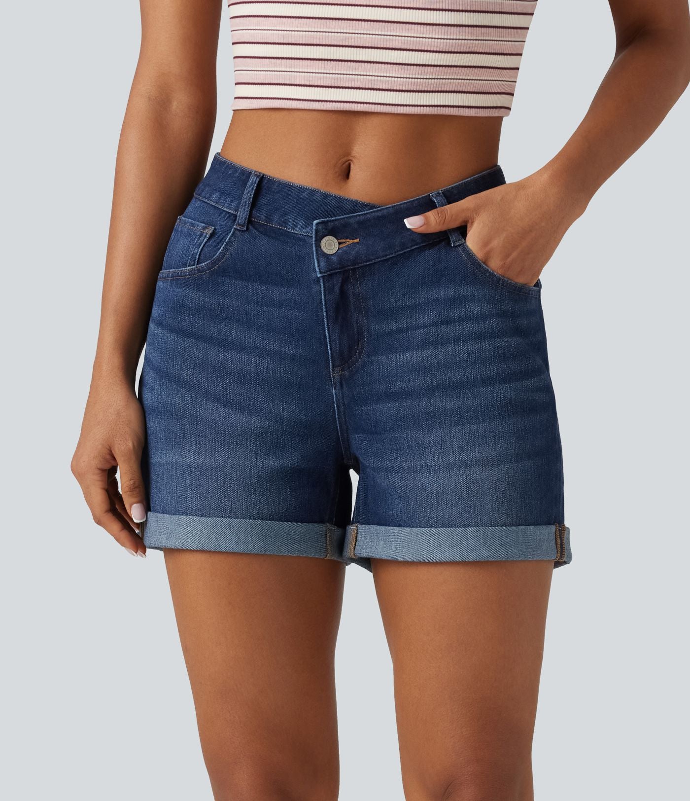 Short denim décontracté Halara Flex™ asymétrique délavé taille haute ourlet roulotté avec poches