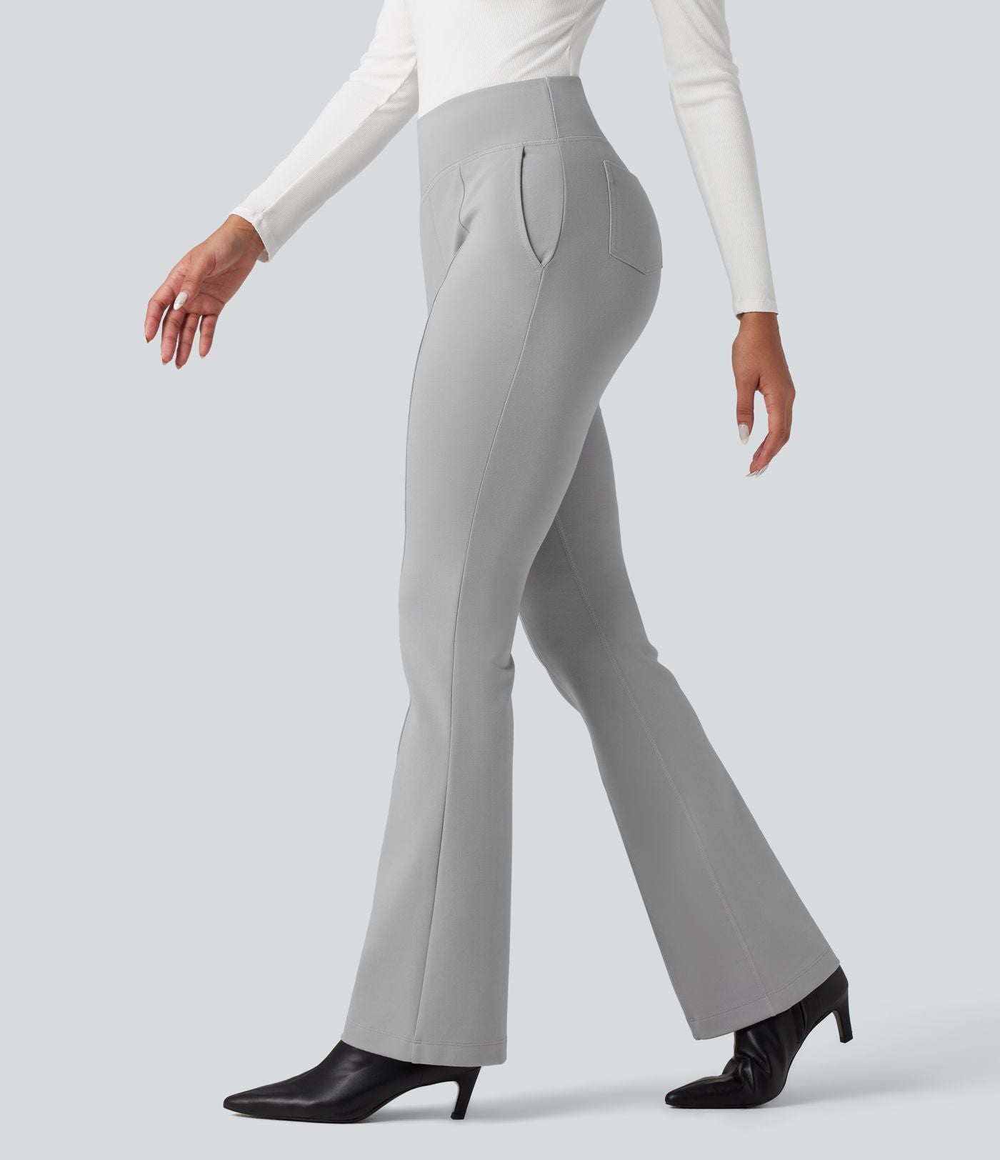 Pantalon tailleur évasé taille haute avec poches