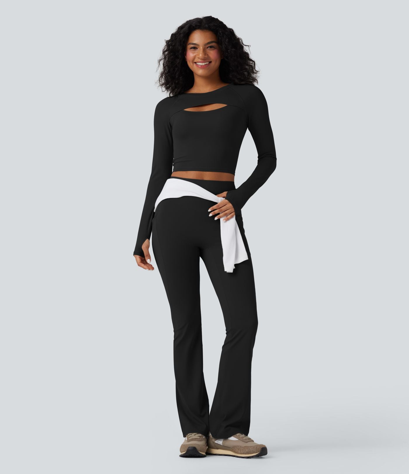 Haut de sport yoga court SoftlyZero™ QuickDry découpes manches longues avec trous pour pouces