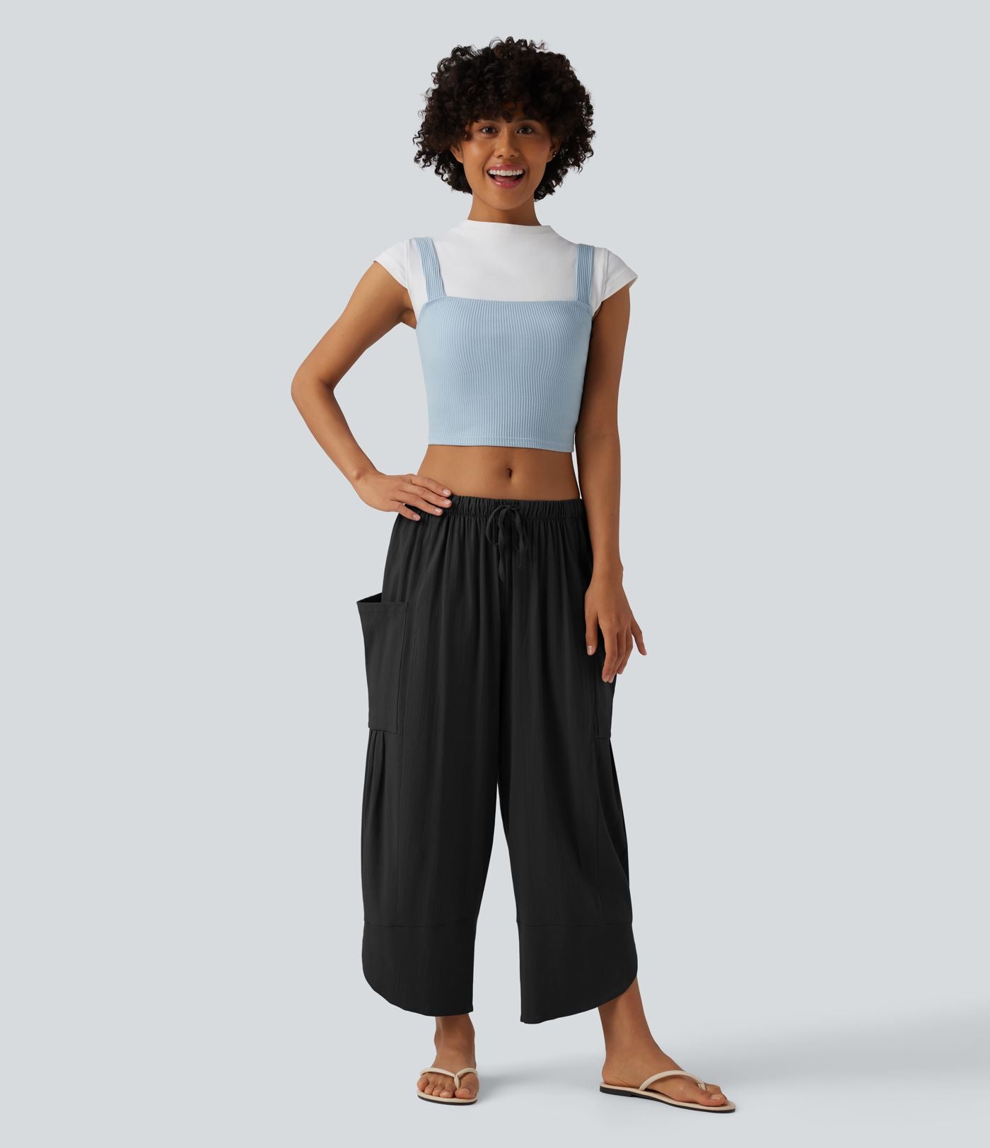Pantalon court décontracté taille haute avec cordon de serrage, ourlet arrondi, effet lin et poches