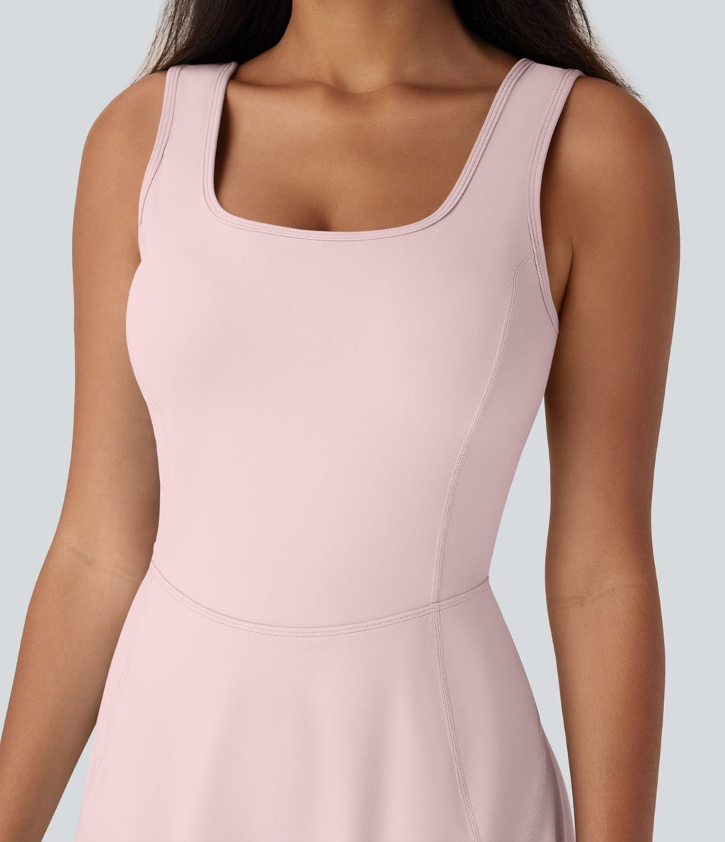 Robe SoftlyZero™ Airy de danse mini 2-en-1 dos nu, col U, bretelles croisées, poches latérales et effet frais InstantCool, accès facile Easy Peasy