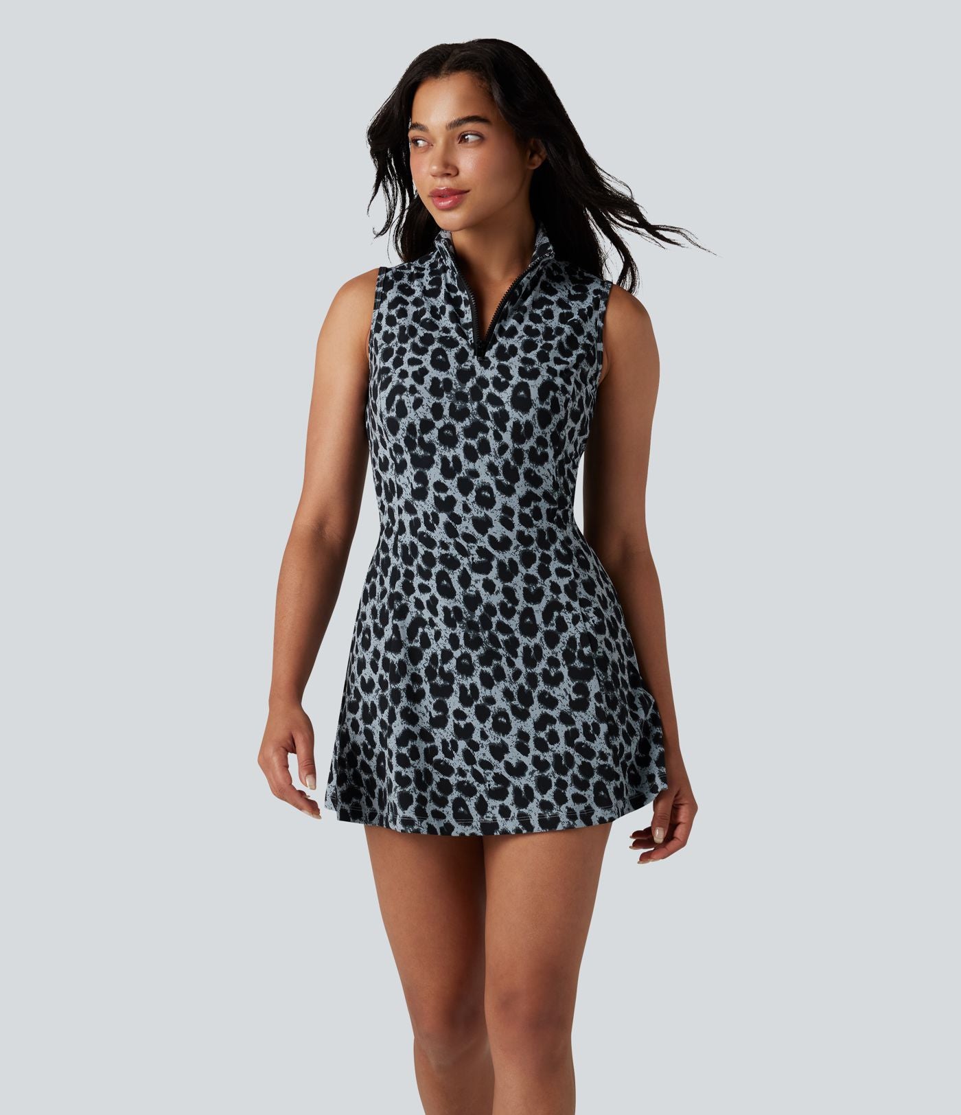 Robe de tennis active micro Halara UltraSculpt™ imprimé léopard col polo demi-fermeture éclair sans manches avec poches